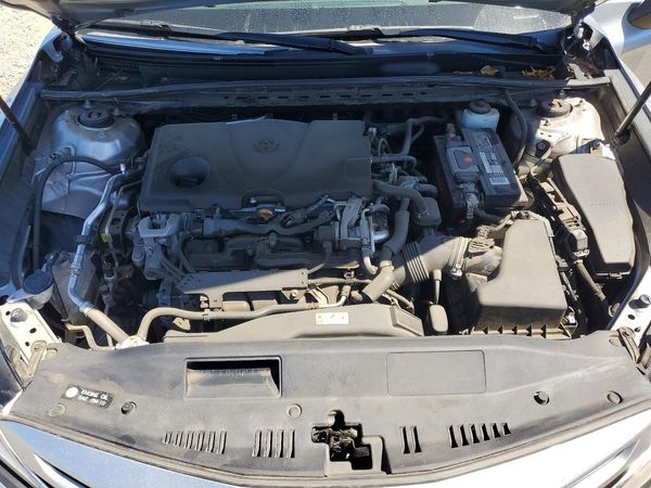 2019 TOYOTA CAMRY