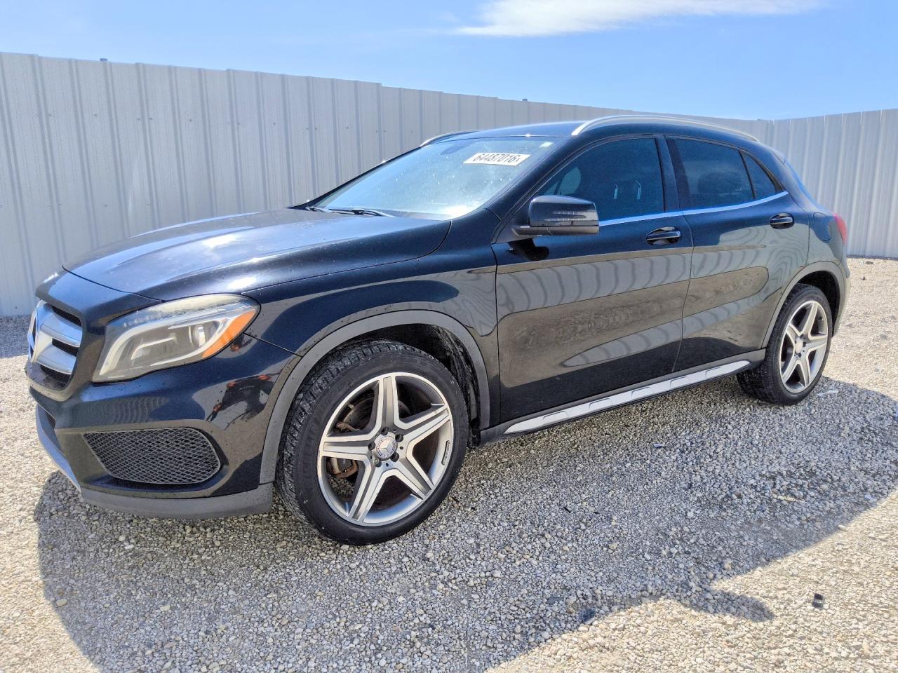 2015 MERCEDES-BENZ GLA GLA250