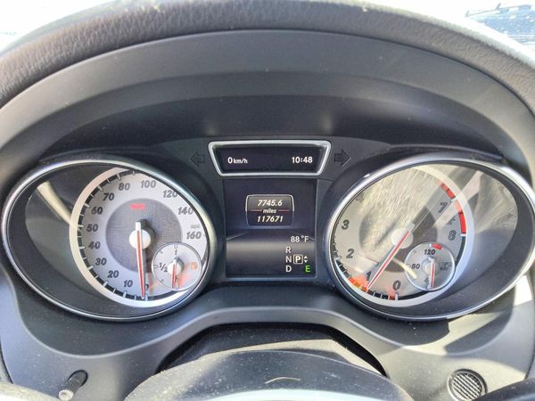 2015 MERCEDES-BENZ GLA GLA250