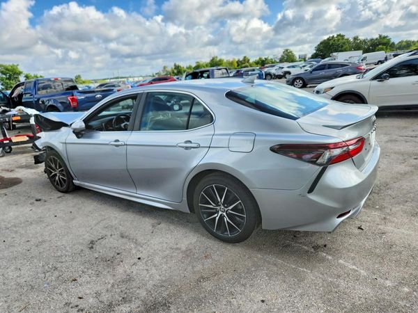 2021 TOYOTA CAMRY