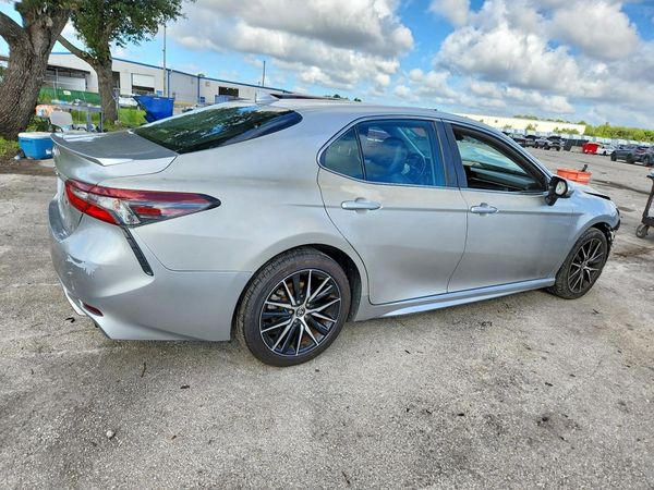 2021 TOYOTA CAMRY