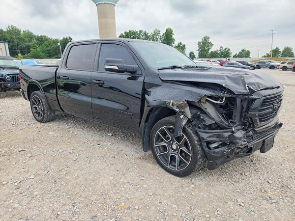 2020 RAM 1500 LARAMIE CREW CAB 4X4