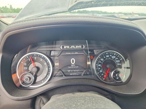 2020 RAM 1500 LARAMIE CREW CAB 4X4