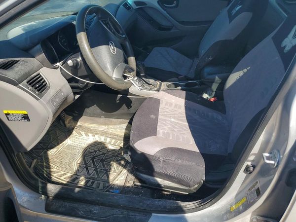 2014 HYUNDAI ELANTRA