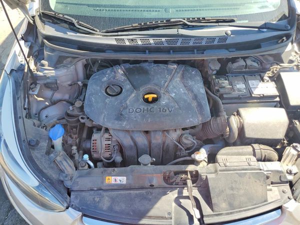 2014 HYUNDAI ELANTRA