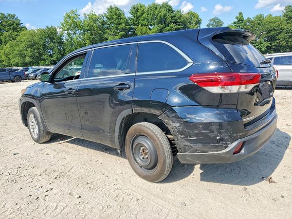 2018 TOYOTA HIGHLANDER LE/LE Plus