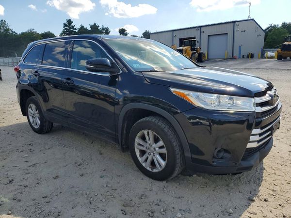 2018 TOYOTA HIGHLANDER LE/LE Plus