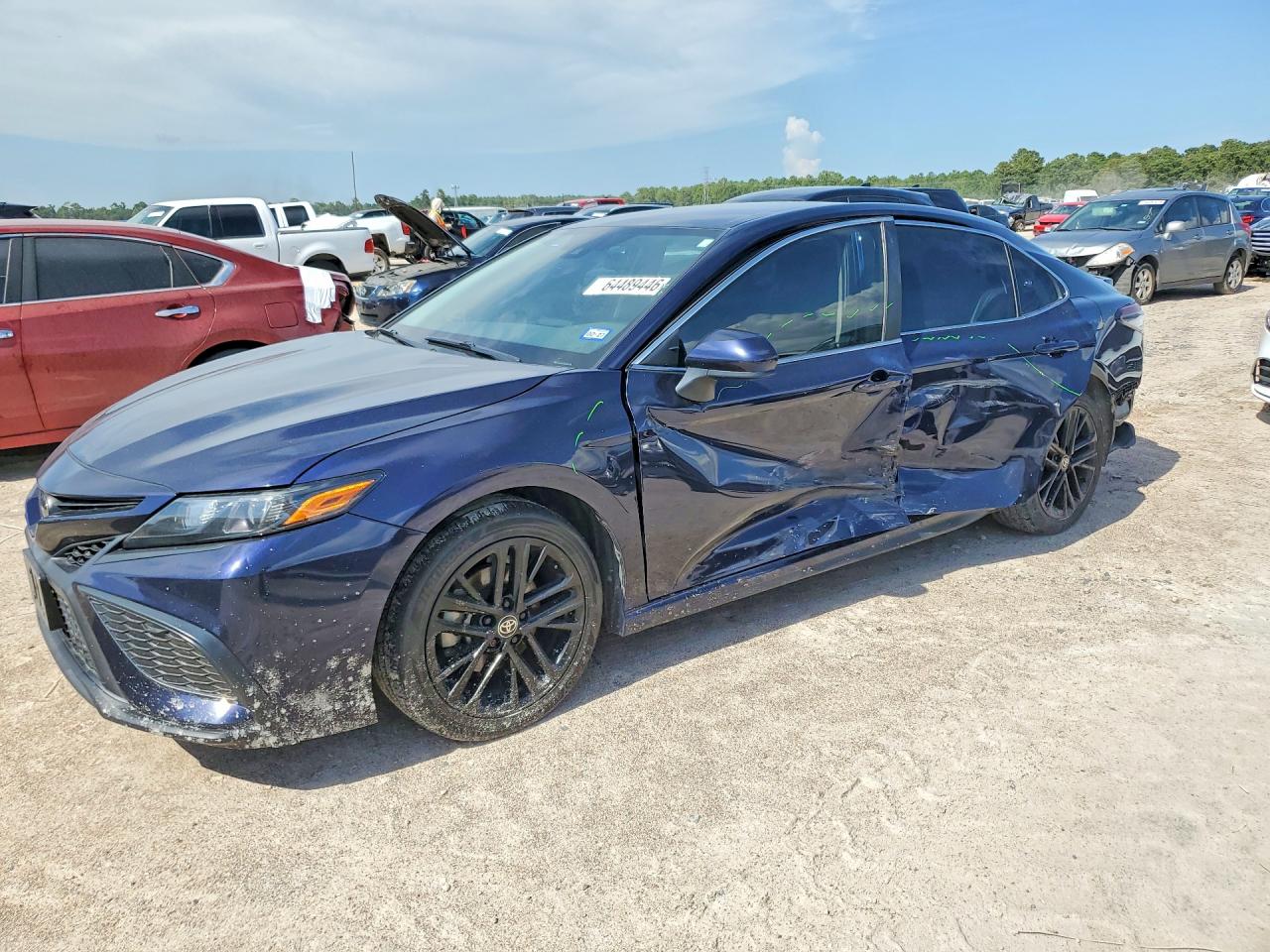 2021 TOYOTA CAMRY SE