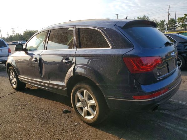 2013 AUDI Q7 Premium Plus