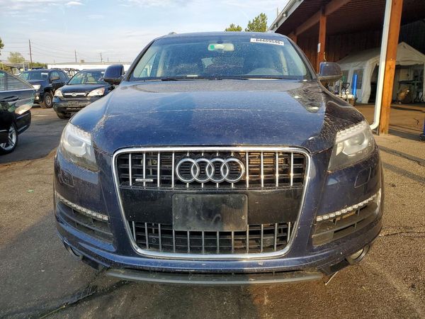2013 AUDI Q7 Premium Plus