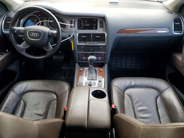 2013 AUDI Q7 Premium Plus