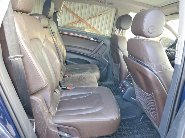 2013 AUDI Q7 Premium Plus