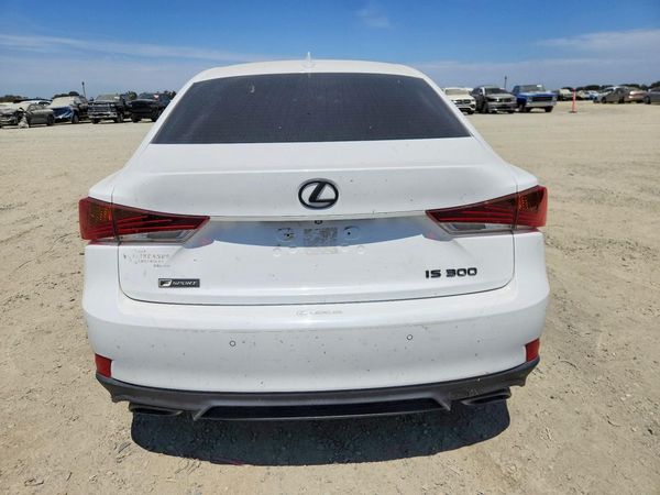 2019 LEXUS IS 300