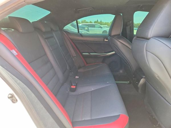 2019 LEXUS IS 300