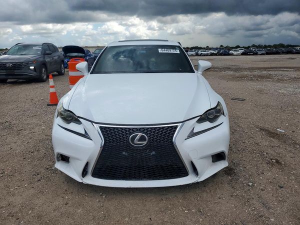 2015 LEXUS IS