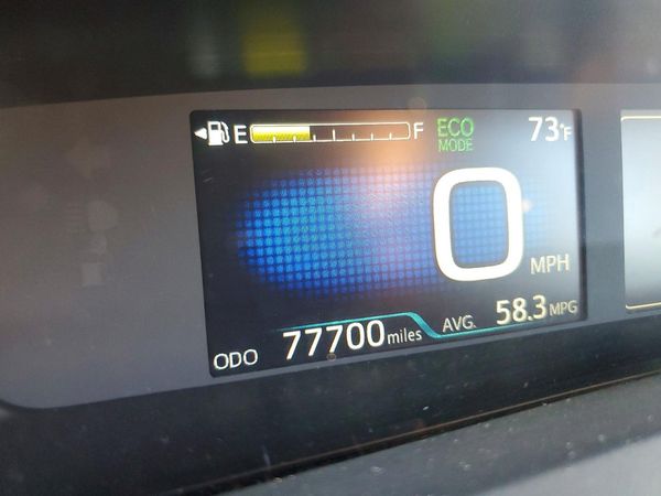 2019 TOYOTA PRIUS L/LE/XLE/LTD.