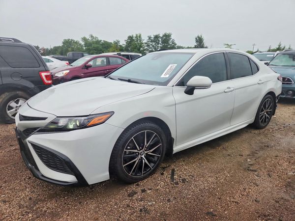 2023 TOYOTA CAMRY
