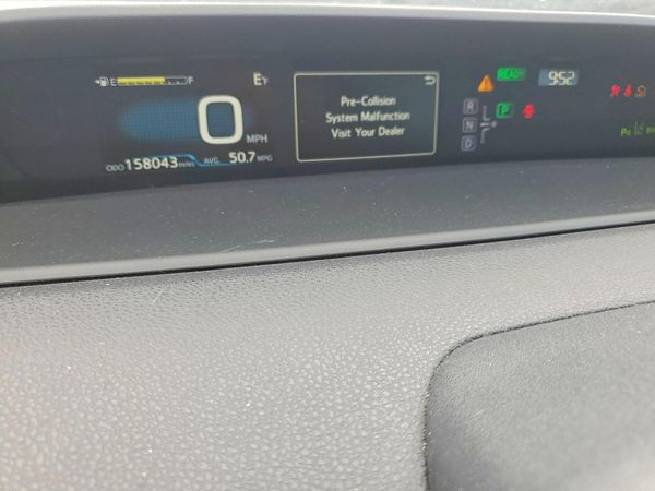2016 TOYOTA PRIUS