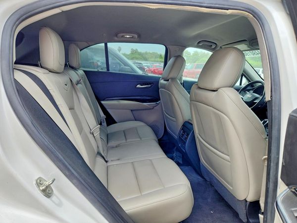 2021 CADILLAC XT4 Premium Luxury