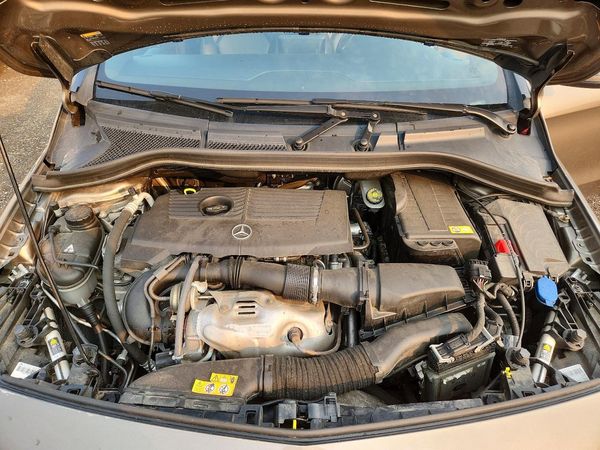 2014 MERCEDES-BENZ B250
