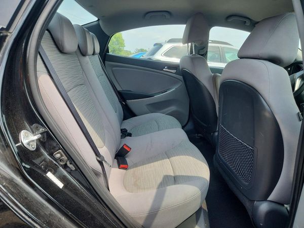 2017 HYUNDAI ACCENT SE Base