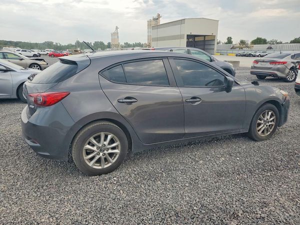 2017 MAZDA 3