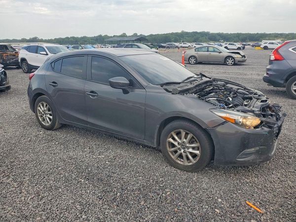 2017 MAZDA 3