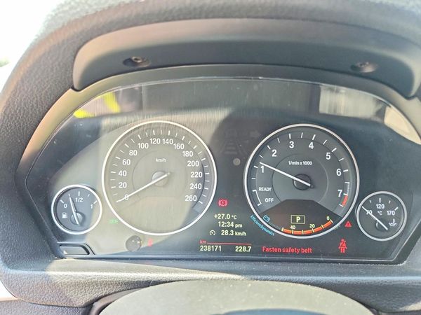 2014 BMW 320