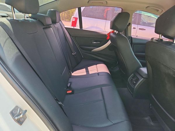 2014 BMW 320