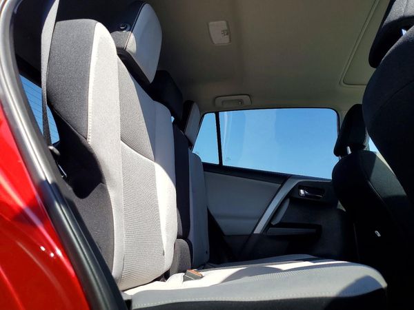 2016 TOYOTA RAV4 XLE (M Grade)