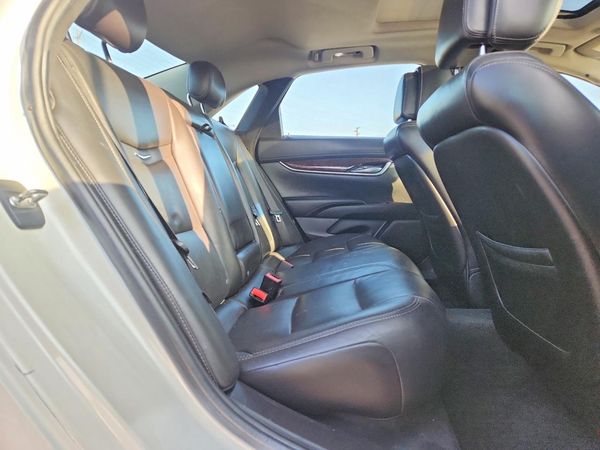 2013 CADILLAC XTS