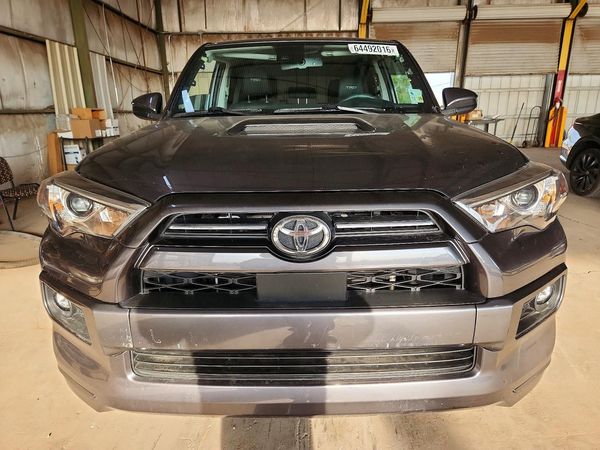 2022 TOYOTA 4RUNNER TRD Sport