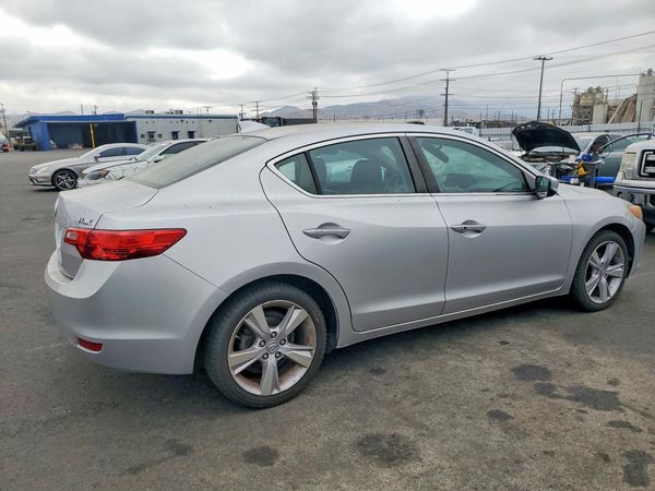 2015 ACURA ILX