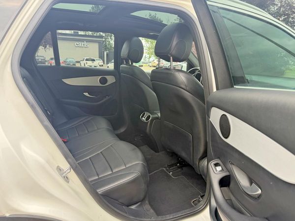 2022 MERCEDES-BENZ GLC GLC300 4MATIC