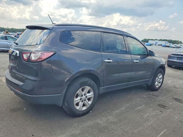 2013 CHEVROLET TRAVERSE LS