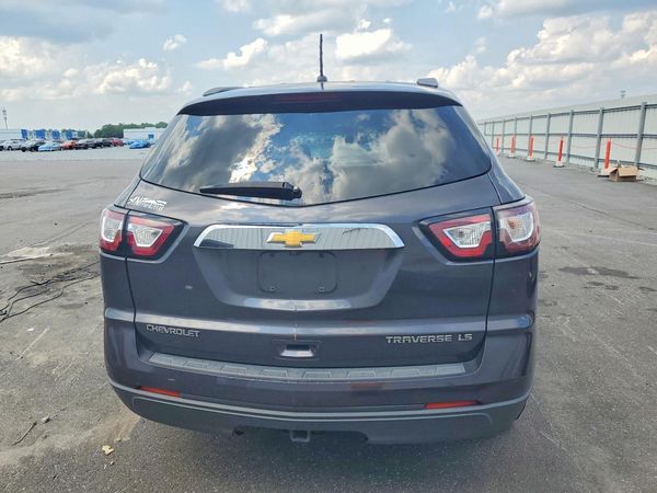 2013 CHEVROLET TRAVERSE LS