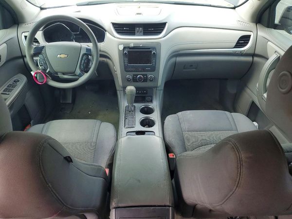 2013 CHEVROLET TRAVERSE LS