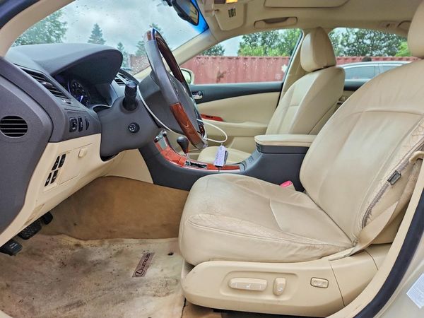 2012 LEXUS ES