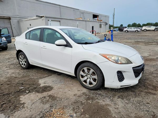 2013 MAZDA 3 Sport/GX