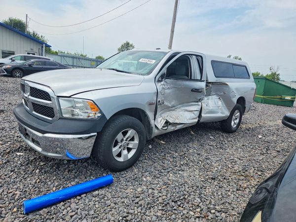 2015 RAM 1500 ST
