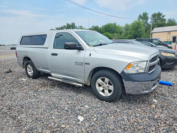 2015 RAM 1500 ST