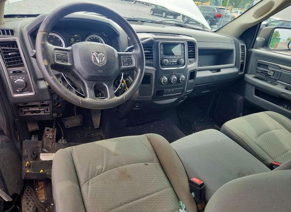 2015 RAM 1500 ST