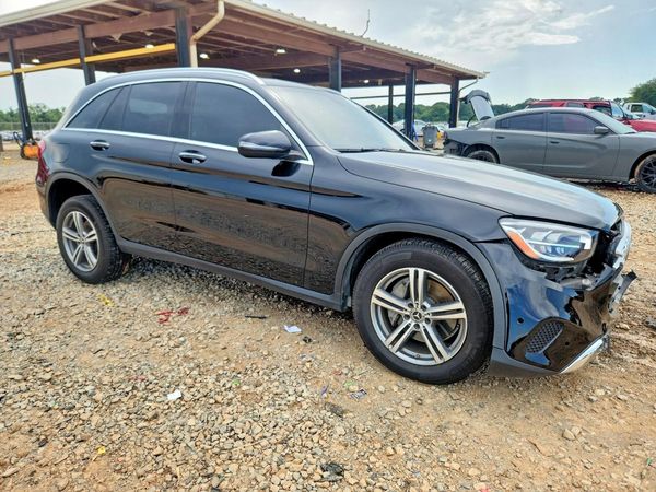 2021 MERCEDES-BENZ GLC GLC300-4M