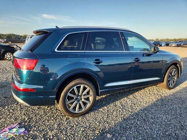 2018 AUDI Q7 quattro Prestige