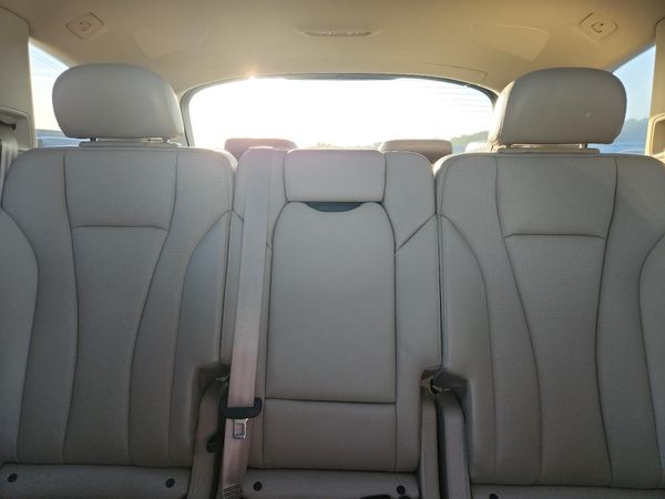 2018 AUDI Q7 quattro Prestige