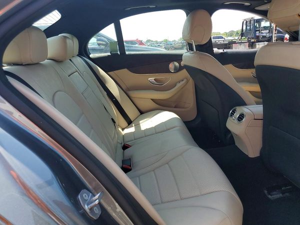 2021 MERCEDES-BENZ C C300-4M