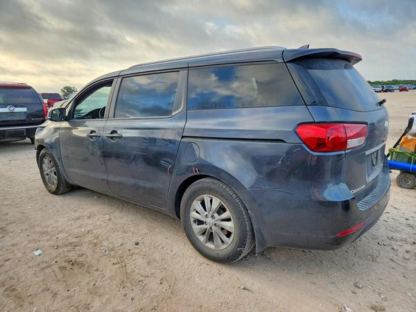 2018 KIA SEDONA LX