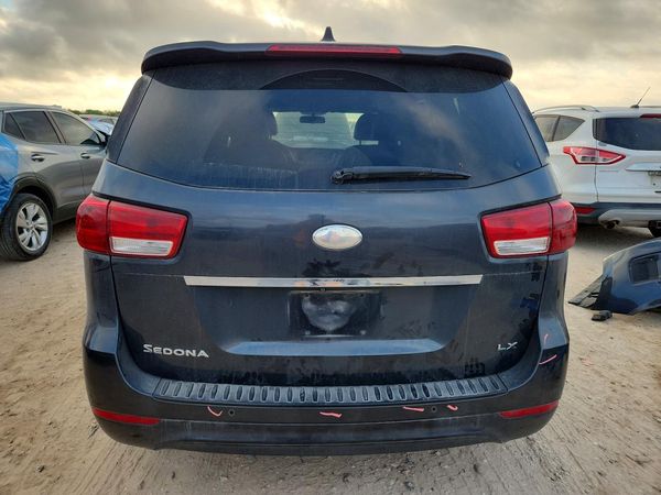 2018 KIA SEDONA LX