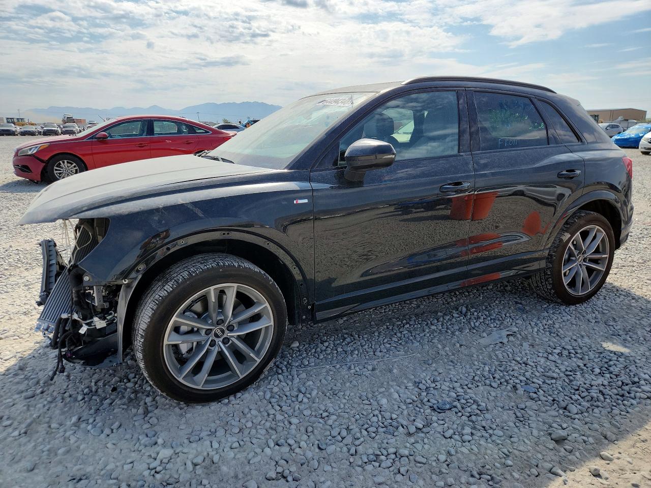 2024 AUDI Q3