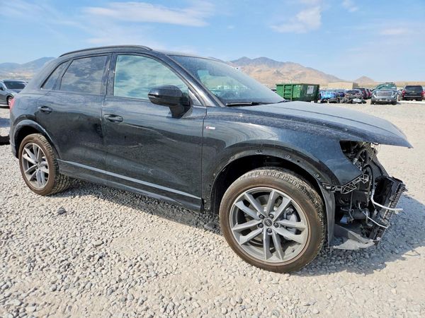 2024 AUDI Q3